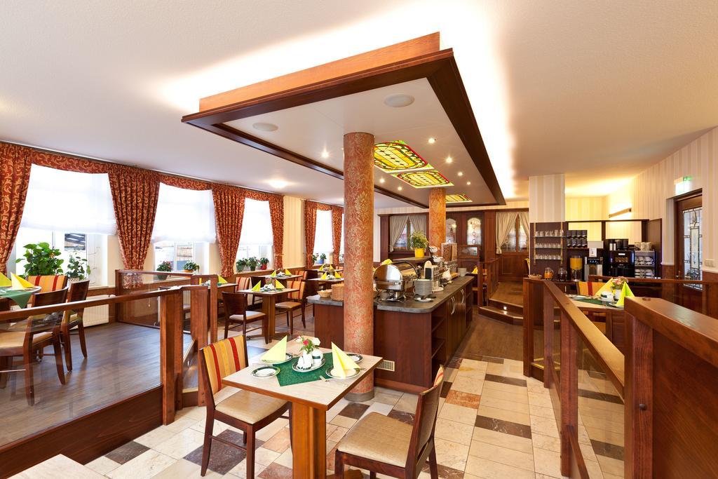 Hotel Fuer Dich Waren  Zewnętrze zdjęcie