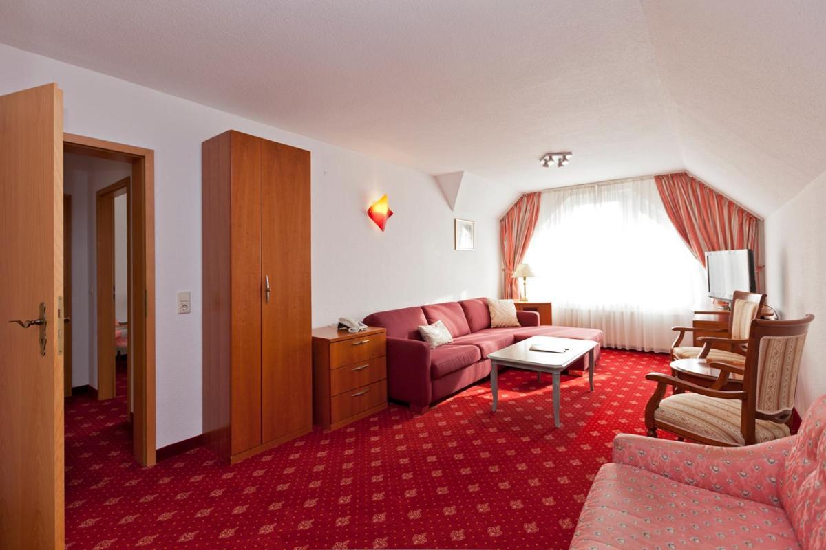 Hotel Fuer Dich Waren  Zewnętrze zdjęcie